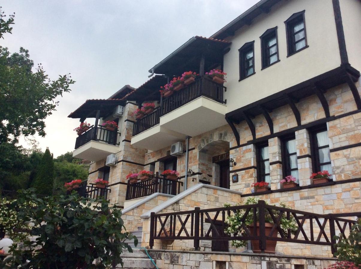 Aparthotel Petrini Gonia Livadherón Zewnętrze zdjęcie